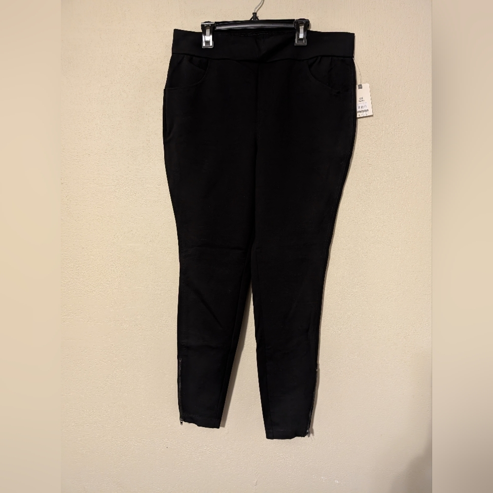 Terra & Sky Black Pants with Zipper Accents